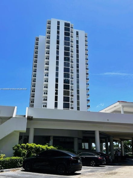 20515 E Country Club Dr Unit 142, Aventura, FL 33180
