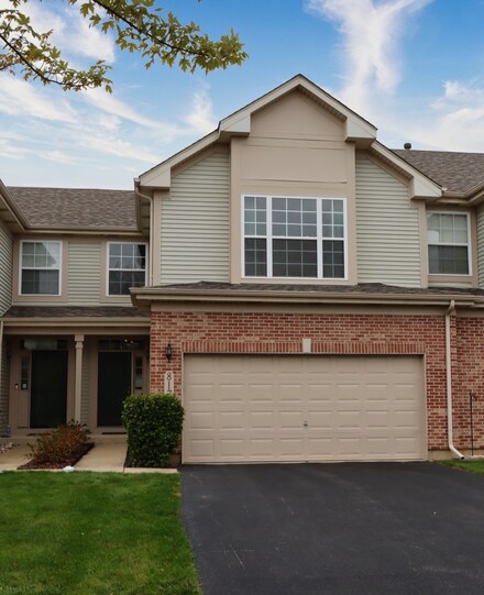 817 Crossing Way Unit 293, Saint Charles, IL 60174