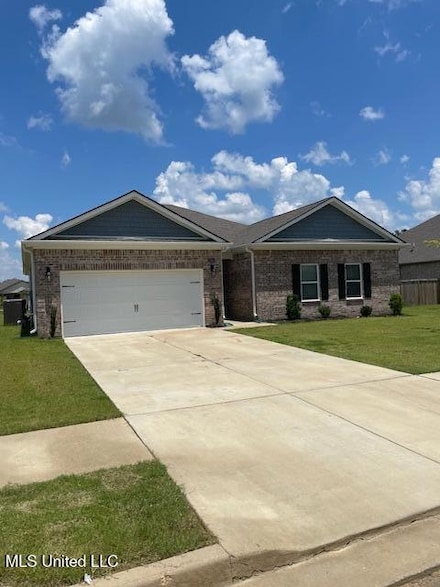 2214 Hyacinth Ln, Hernando, MS 38632