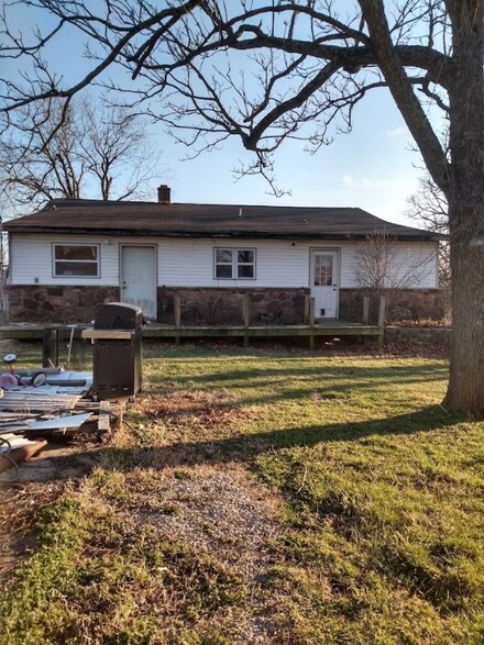 14456 Deaf School Rd, Alpena, AR 72611