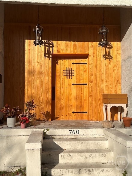 760 E Bolton St, Savannah, GA 31401