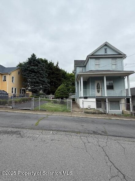 554 Back St Unit 556, Scranton, PA 18504