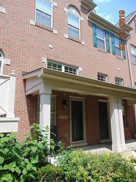 39798 Rockcrest Cir Unit 103, Northville, MI 48168
