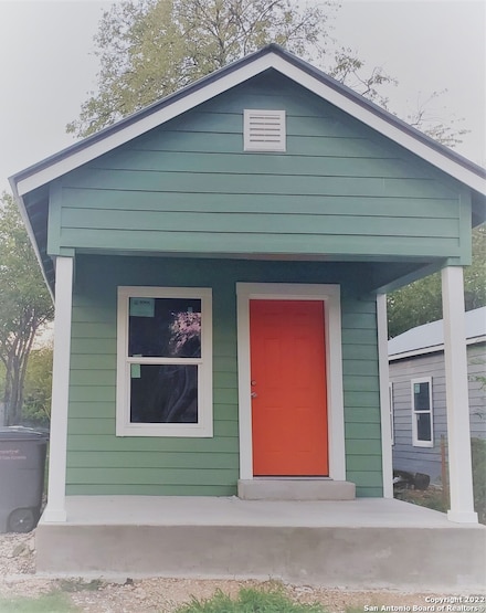 1712 W Salinas St, San Antonio, TX 78207