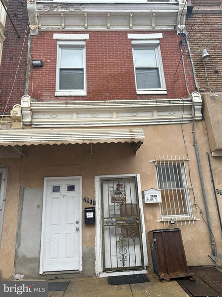 2018 S 7th St, Philadelphia, PA 19148