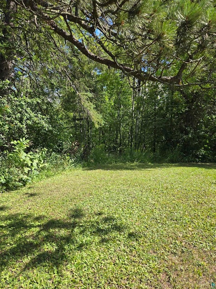 8825 Arbor St, Duluth, MN 55808
