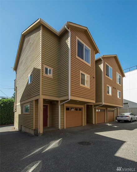 11213 Greenwood Ave N Unit A, Seattle, WA 98133