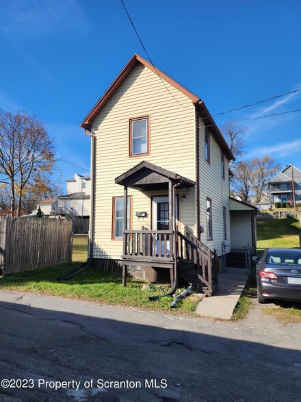 1414 Church Ave, Scranton, PA 18508