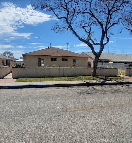 23501 Catskill Ave, Carson, CA 90745