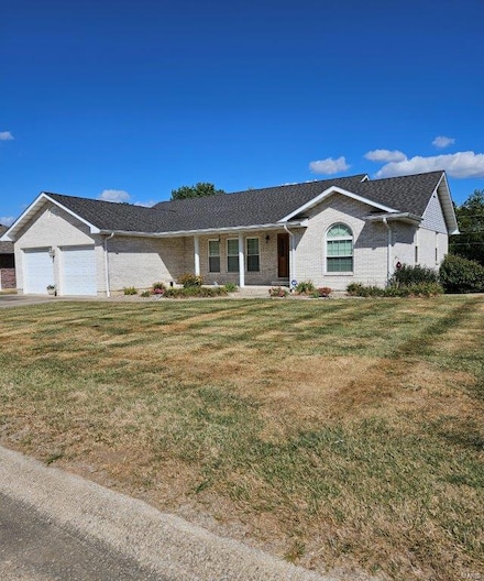 390 Hummingbird Ln, Hannibal, MO 63401