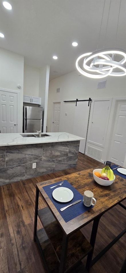 2216 San Gabriel St Unit 305, Austin, TX 78705