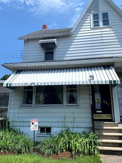 225 S Broadway, Wind Gap, PA 18091