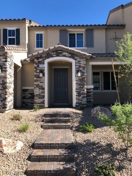 938 Belton Lake Ave, North Las Vegas, NV 89086