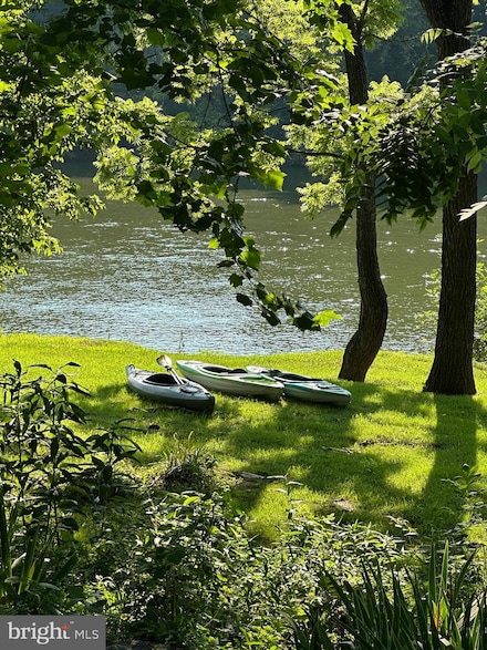 1 River Forest La, Harpers Ferry, WV 25425