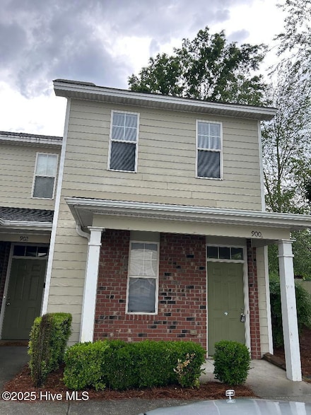 900 Downey Branch Ln, Wilmington, NC 28403
