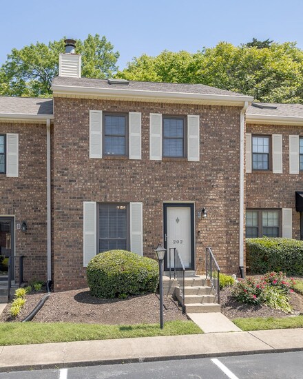 202 Thistle Ln Unit 202, Hermitage, TN 37076