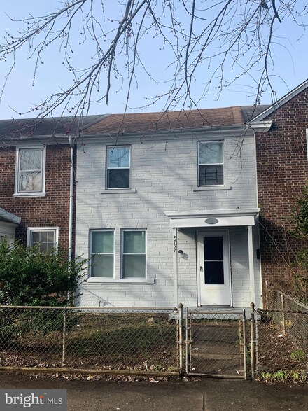 2757 N Constitution Rd, Camden, NJ 08104