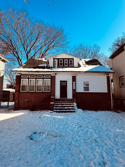 311 N Latrobe Ave, Chicago, IL 60644
