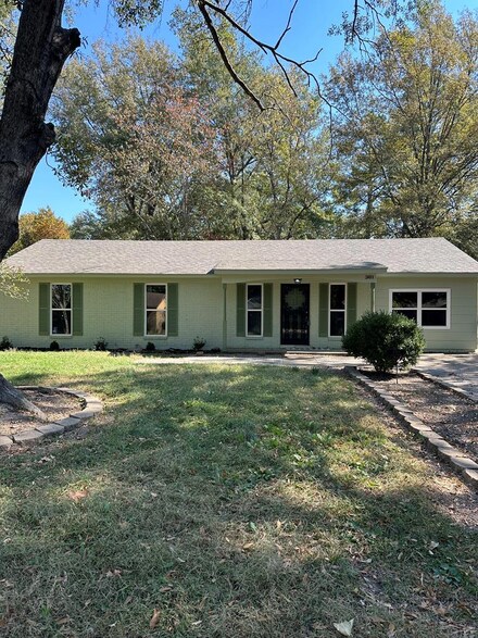 361 L P Mann Dr, Marion, AR 72364