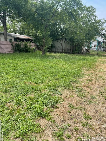 812 W Hollywood Ave, San Antonio, TX 78212