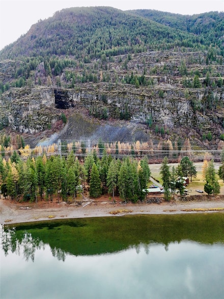 1750 River Rd W, Plains, MT 59859