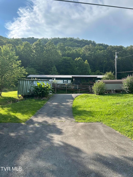 2703 Orr St, Big Stone Gap, VA 24219