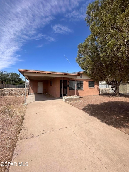 9309 Vicksburg Dr, El Paso, TX 79924