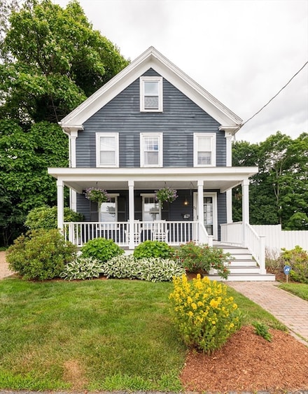 23 Gregory St, Middleton, MA 01949