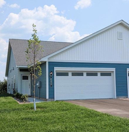 8377 Cherry St, Clear Lake, MN 55319