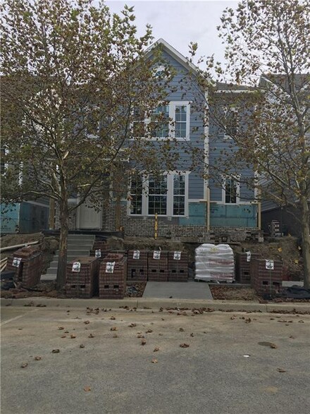 5741 Birtz Rd, Indianapolis, IN 46216