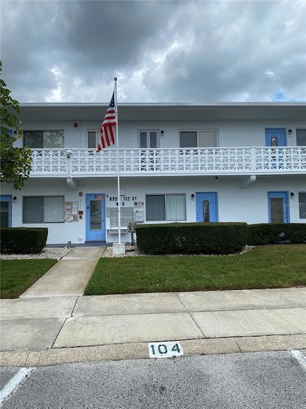 8325 112th St Unit 106, Seminole, FL 33772