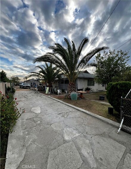 2249 W Washington Ave, San Bernardino, CA 92411