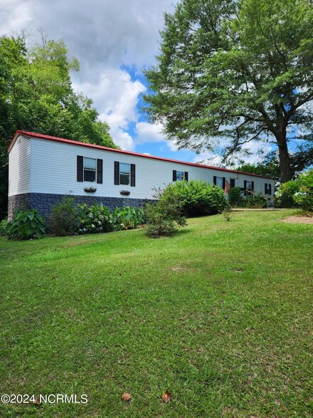 1716 Cotton Patch Rd, Chocowinity, NC 27817