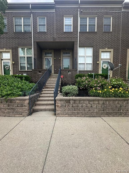 4248 Schaefer Rd, Dearborn, MI 48126