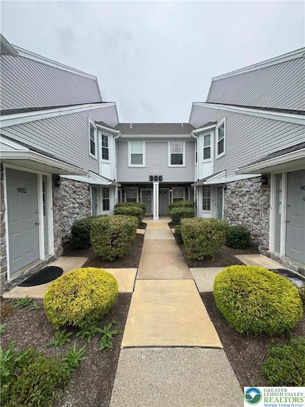 906 Mews Dr Unit 906, Sellersville, PA 18960