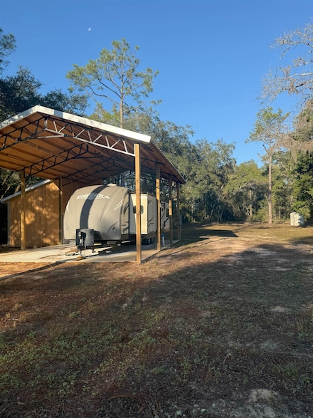 13141 White Springs Rd, Bristol, FL 32321