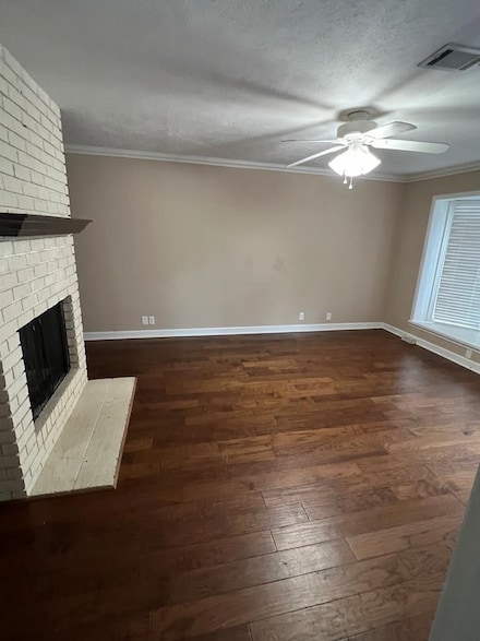 894 1st St, Jasper, TX 75951