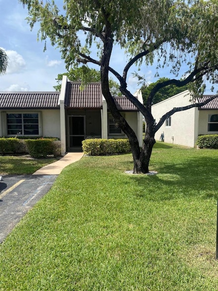 121 Lake Rebecca Dr Unit 1210, West Palm Beach, FL 33411