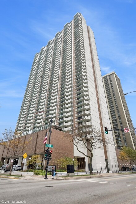 6033 N Sheridan Rd Unit 26A, Chicago, IL 60660