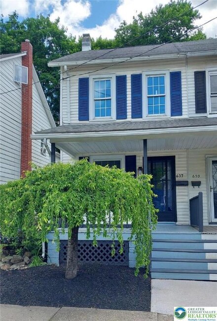 637 S Main St, Bangor, PA 18013