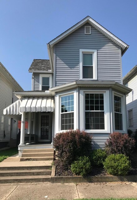 225 E Franklin St, Circleville, OH 43113