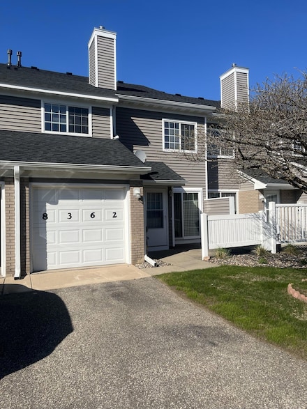 8362 Copperfield Way Unit 111, Inver Grove Heights, MN 55076