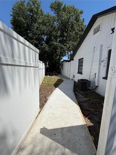 3417 W Saint Conrad St Unit D, Tampa, FL 33607