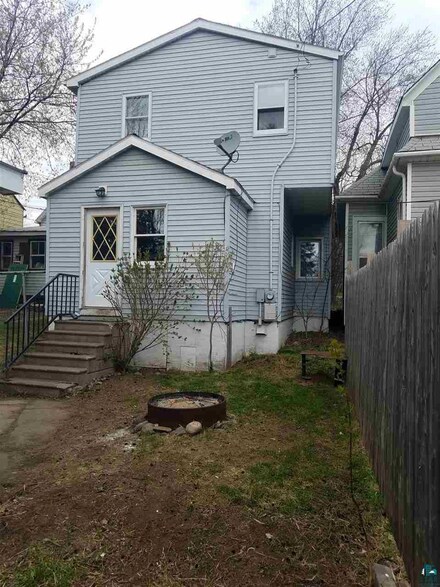 132 W Central Entrance, Duluth, MN 55811