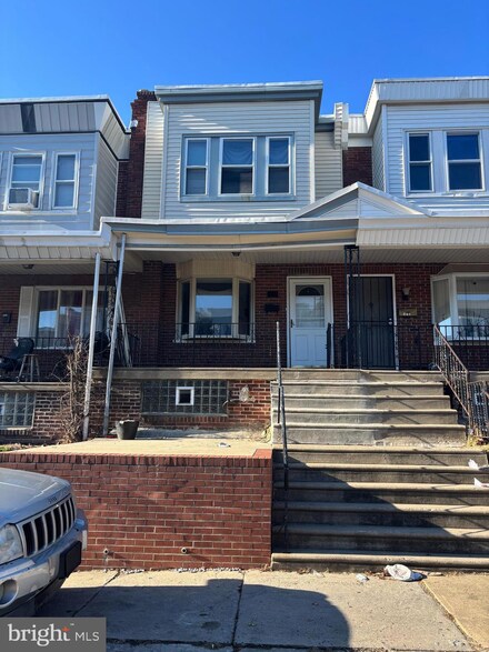 966 Anchor St, Philadelphia, PA 19124