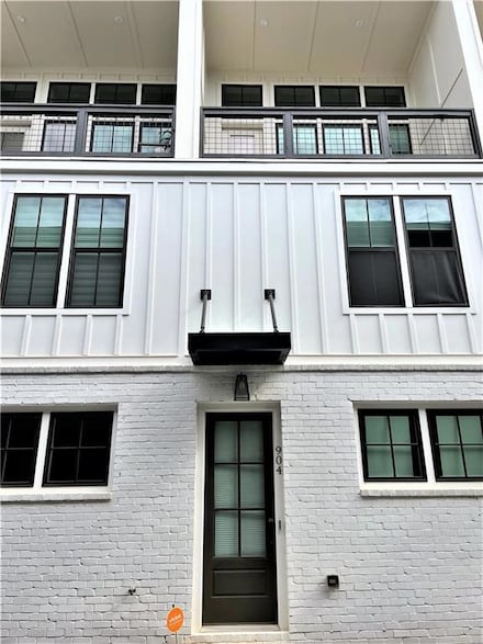 904 Brees Ct, Atlanta, GA 30318