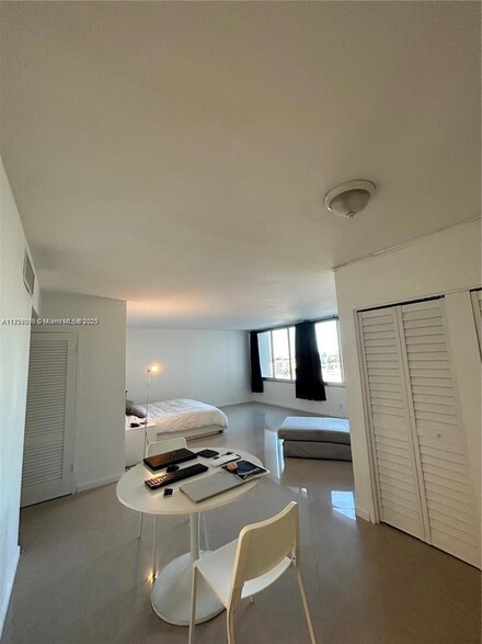 1200 West Ave Unit 914, Miami Beach, FL 33139