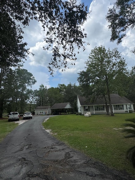 134 Edna Ln, Adel, GA 31620