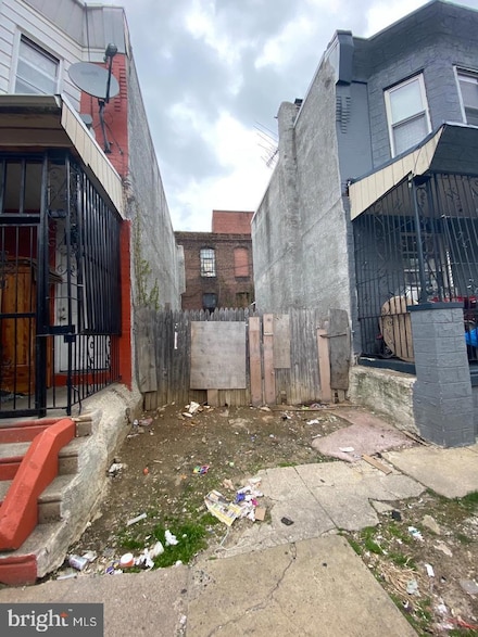 2015 E Birch St, Philadelphia, PA 19134