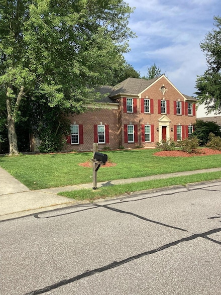 1033 Macintosh Ln, Florence, KY 41042